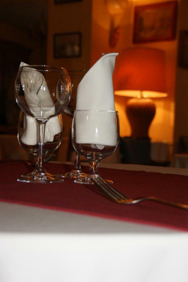 Auberge Des Glycines Πορκερόλ Εξωτερικό φωτογραφία