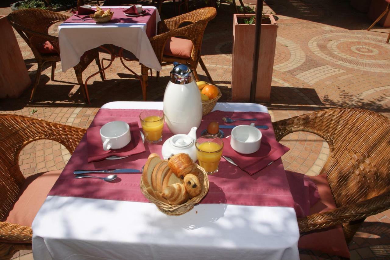 Auberge Des Glycines Πορκερόλ Εξωτερικό φωτογραφία