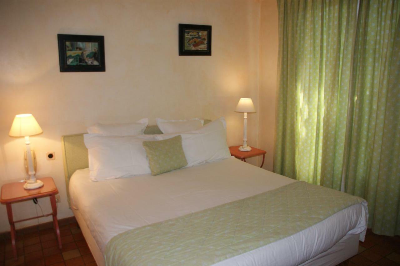 Auberge Des Glycines Πορκερόλ Εξωτερικό φωτογραφία